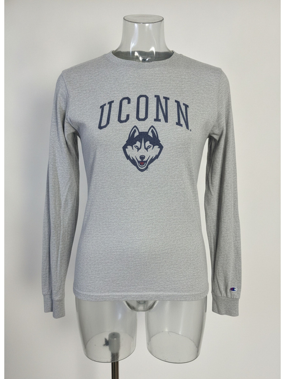 Champion UCONN Huskies Gray Long Sleeve Shirt Medium